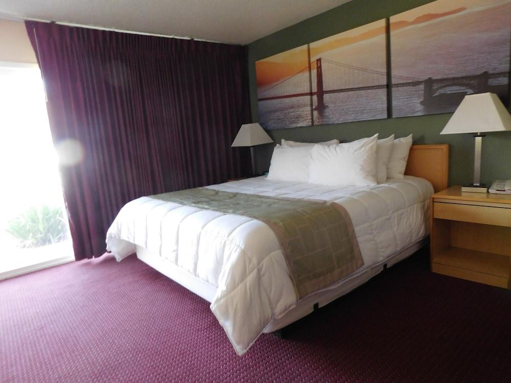 Days Inn By Wyndham Novato/San Francisco Екстериор снимка