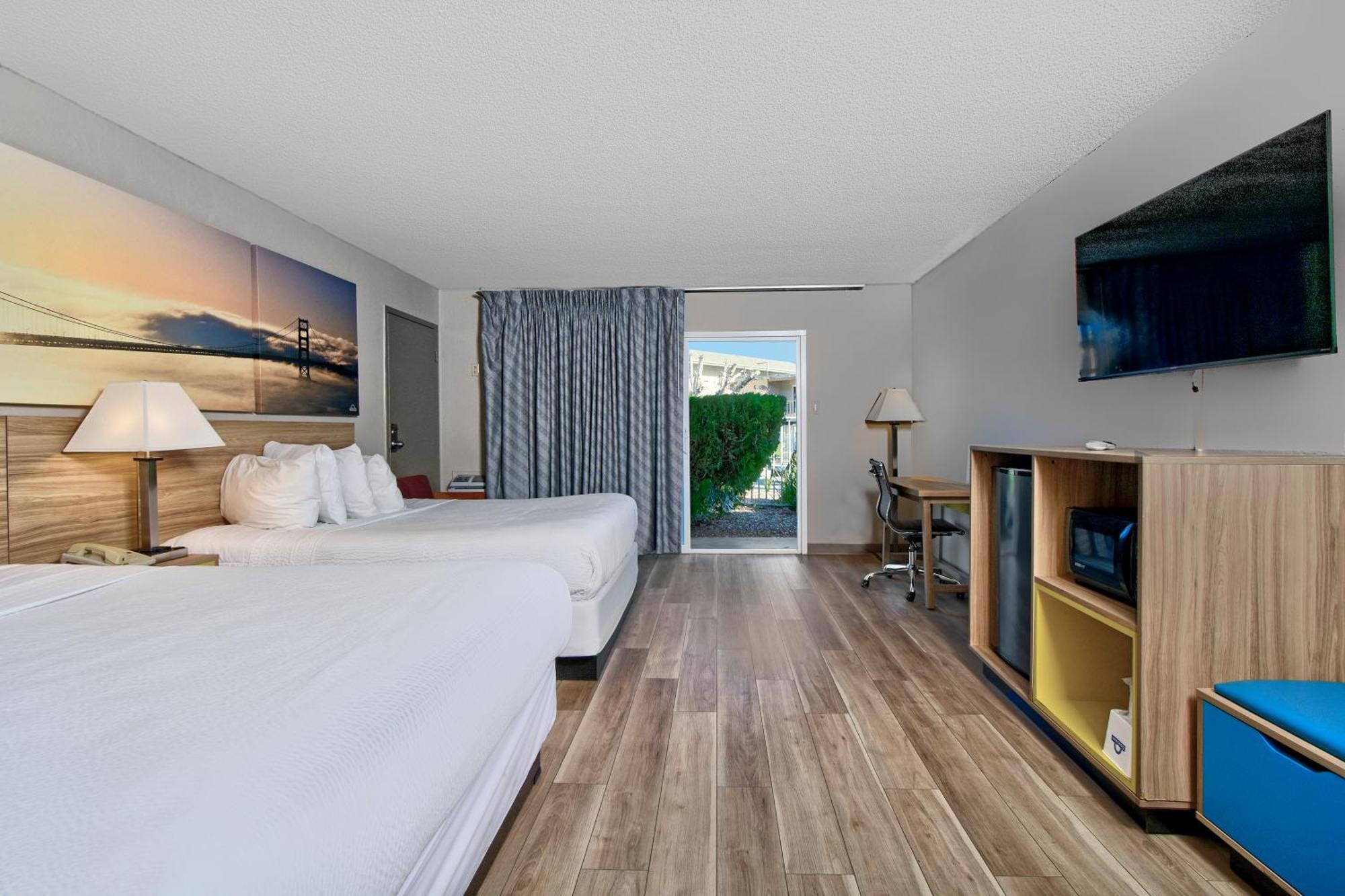 Days Inn By Wyndham Novato/San Francisco Екстериор снимка