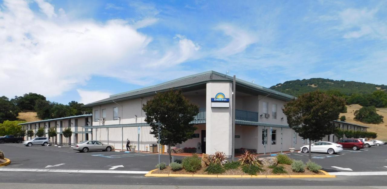 Days Inn By Wyndham Novato/San Francisco Екстериор снимка